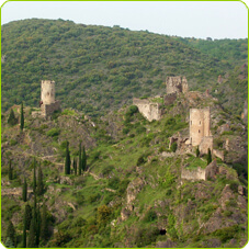 Les Chateaux Cathares - Lastours Les Chateaux Cathares - Lastours